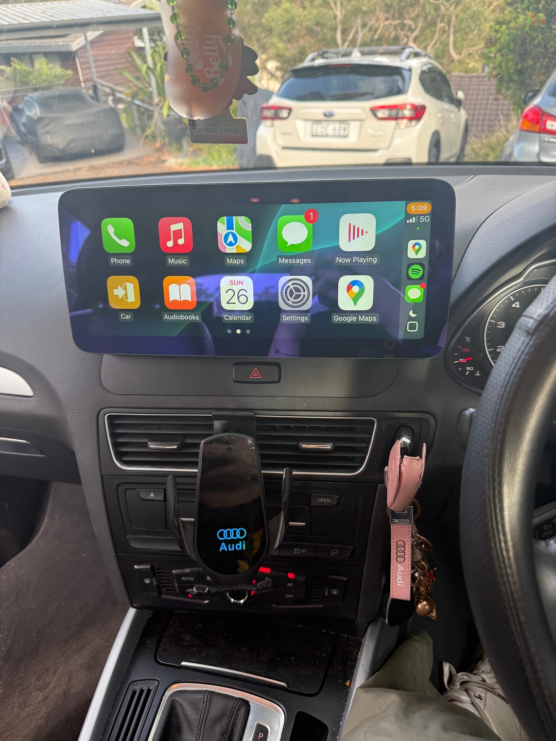 Customer media preview